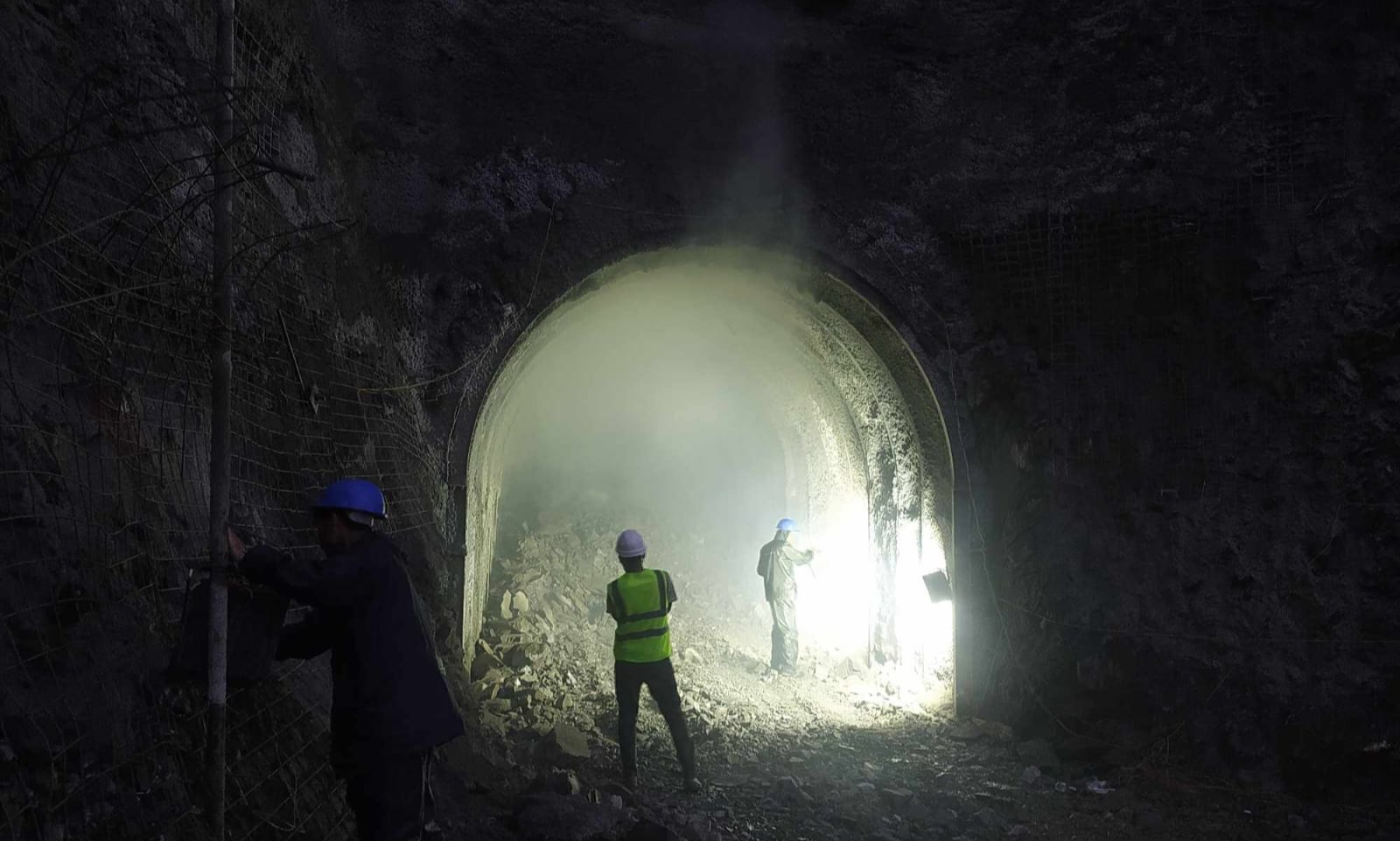 Kabeli III Hydropower Project 1.87 KM Tunnel Breakthrough Achieved in Just 12 Months