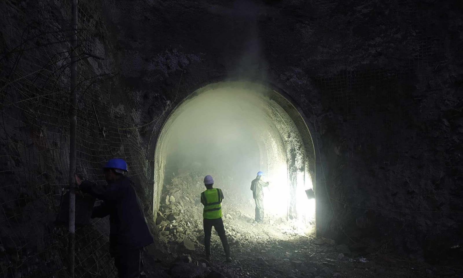 Kabeli-III-Hydropower-Project-1.87-KM-Tunnel-Breakthrough-Achieved-in-Just-12-Months.png